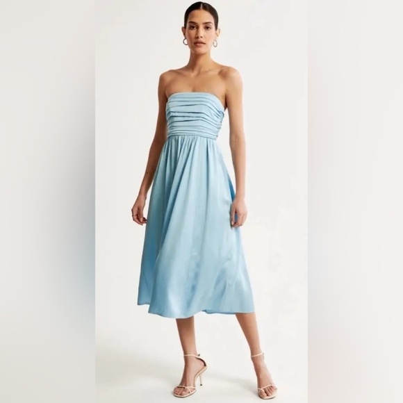 Abercombie & Fitch Adjustable Strap Satin Dress - Picture 2 of 7